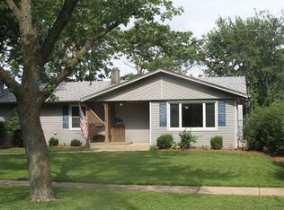 6621 Peach Tree St, Hanover Park, IL 60133