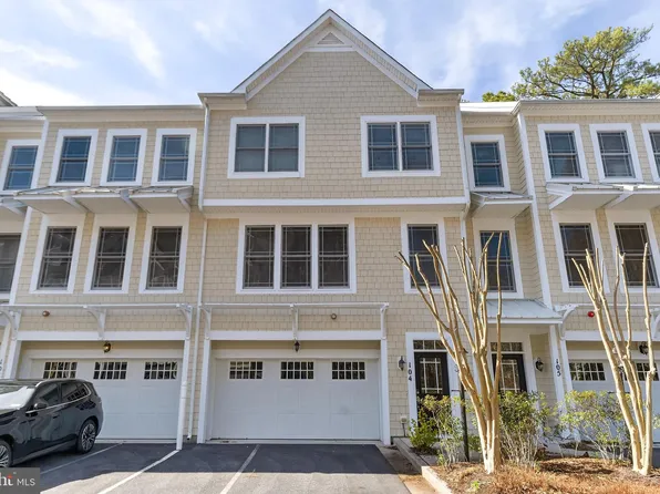 11958 W War Dancer Ln Unit 104, Berlin, MD 21811