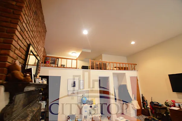 Rented by City Stop Realty | media 28