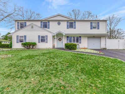 185 Bicycle Path, Selden, NY, 11784