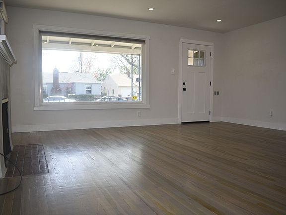 3rd image of 6031 Tahoe Way