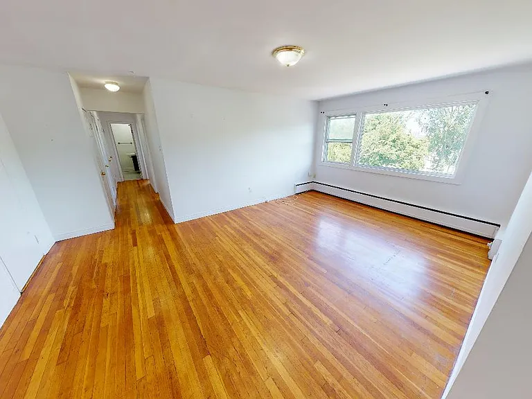 3103 Connaught Ave #12 — Photo 11
