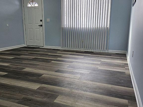 5th image of 3516 Meadow Valley St
