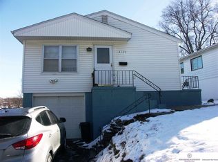 4137 N 65th St, Omaha, NE 68104