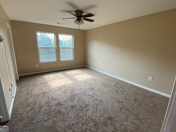 4th image of 1677 Shire Village Dr