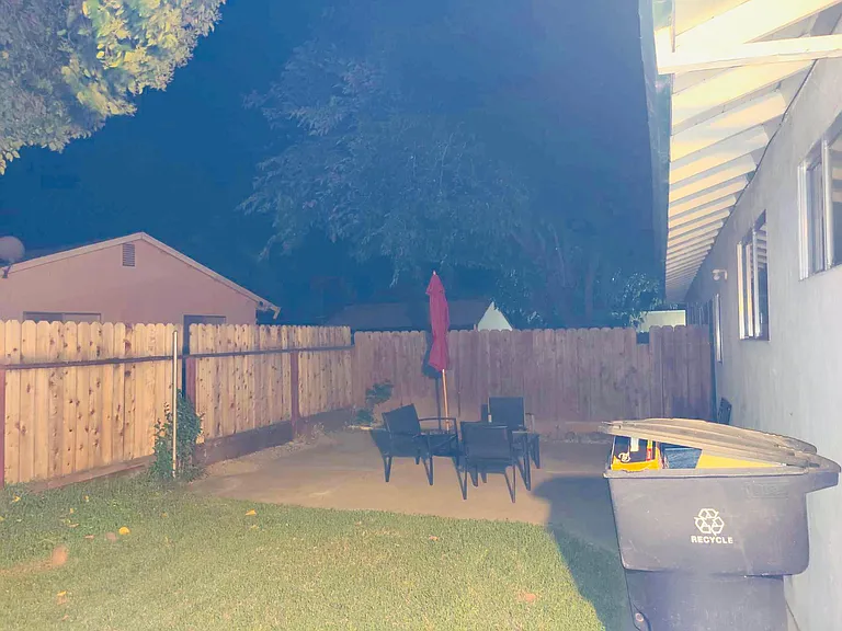 Nice size backyard for BBQing