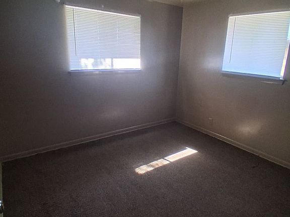 4th image of 8736 W Carmen Ave #3