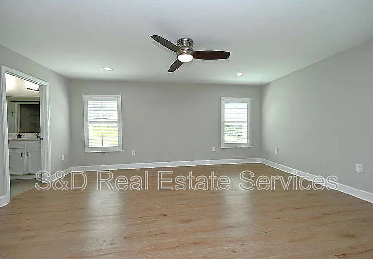 4435 Lake Hancock Rd — Photo 34