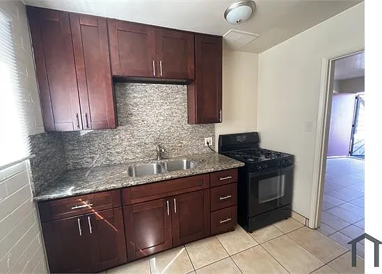 2 bed, $2,200 — Photo 4