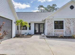 2049 E Leewynn Dr, Sarasota, FL 34240