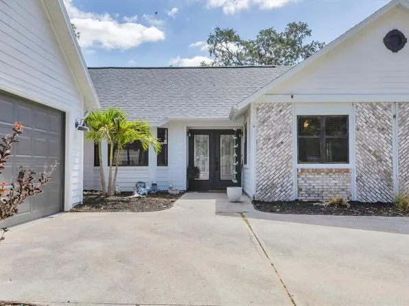 2049 E Leewynn Dr, Sarasota, FL 34240