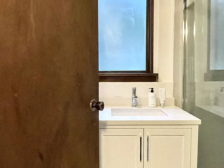 2133 Sperling Ave — Photo 30