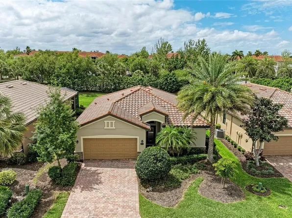 6810 Willowshire Way, Bradenton, FL 34212