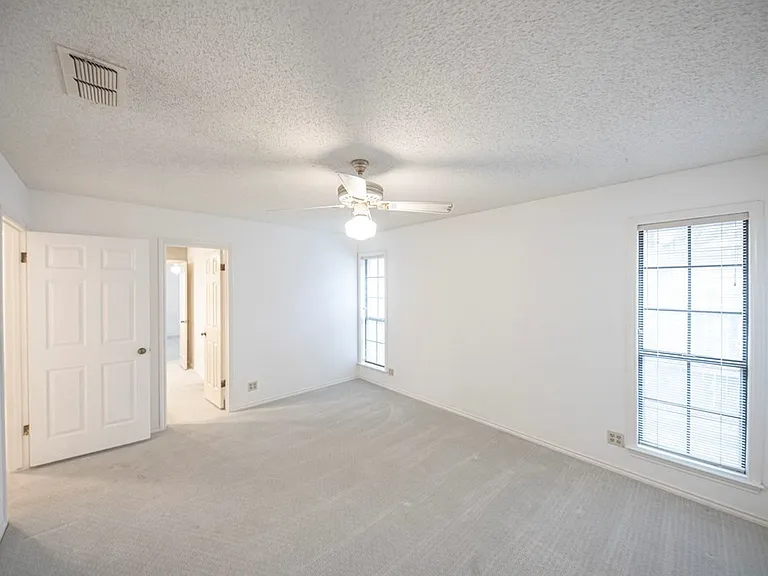 4007 Crestridge Dr — Photo 29