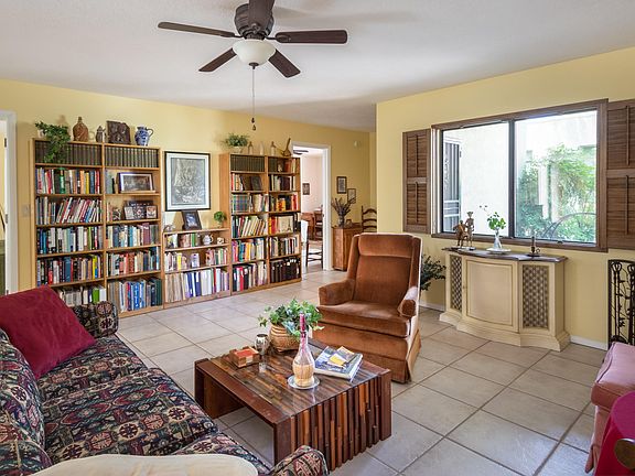 5th image of 7805 N Calle De La Aldea