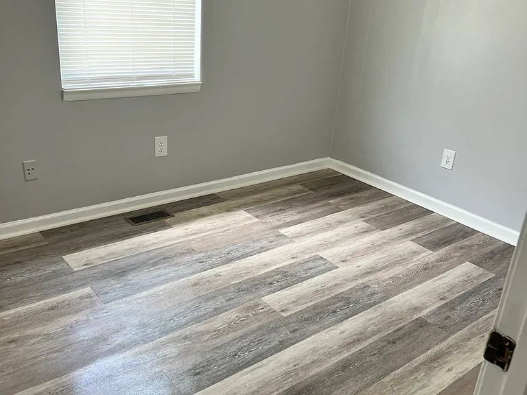 1394 Dunavin Dr #9 — Photo 8
