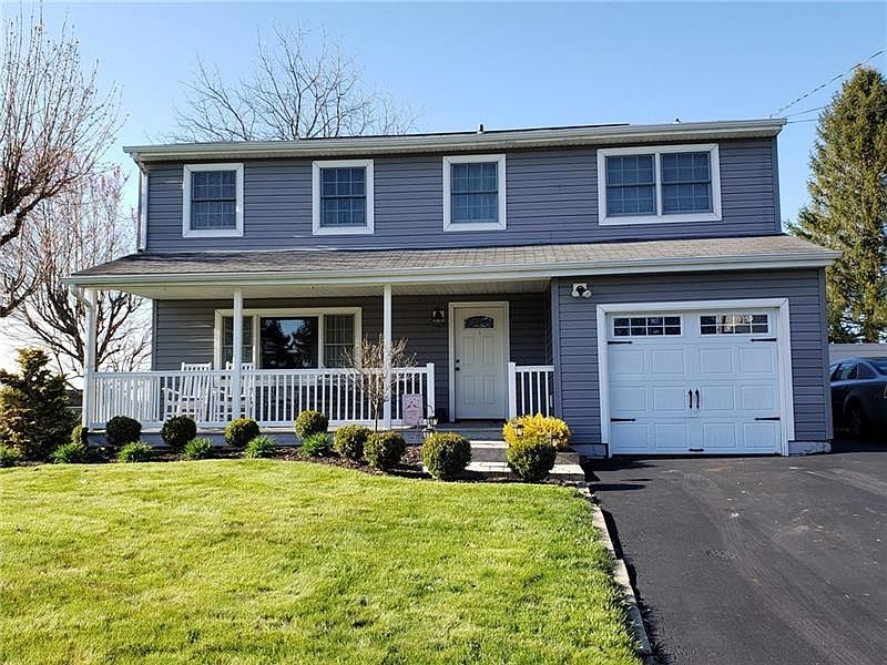 1st image of 136 Cornell Dr