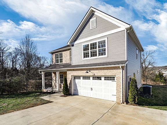 2nd image of 873 Preston Rd