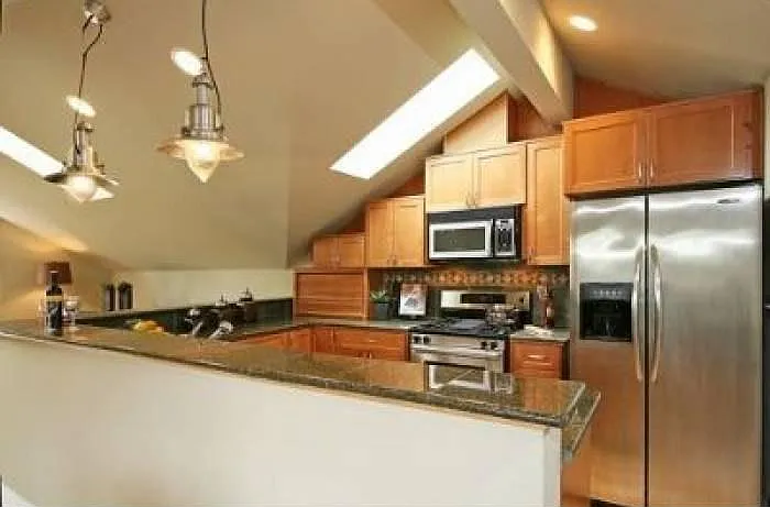 519 Federal Ave E — Photo 3