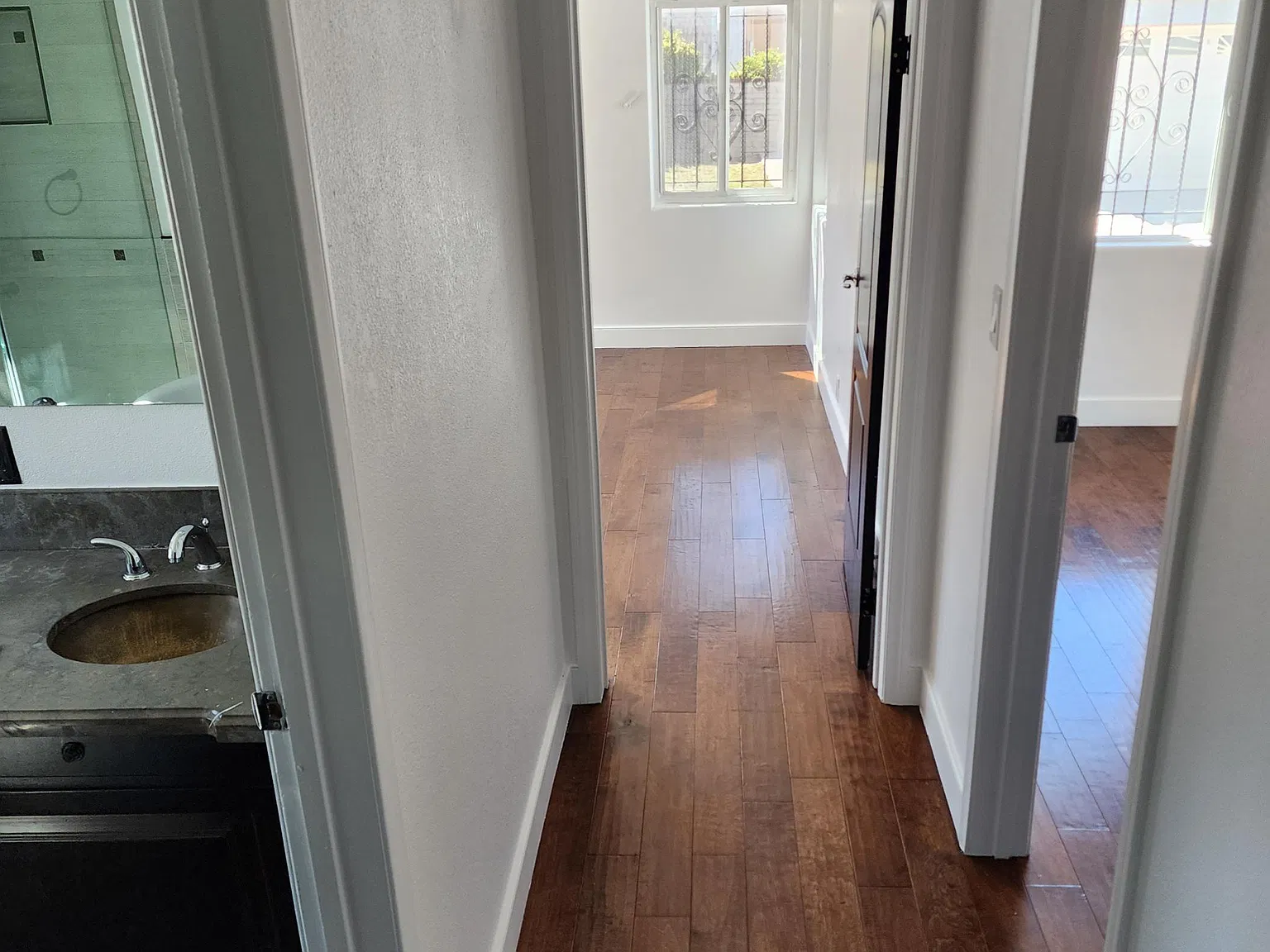 2 bed, 1187 sqft, $3,500 — Photo 2