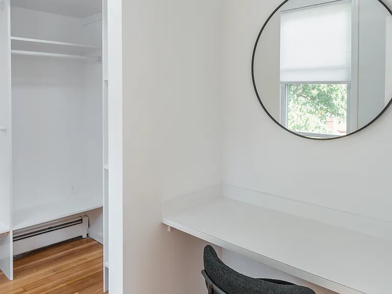 34 White Pl #3 — Photo 11