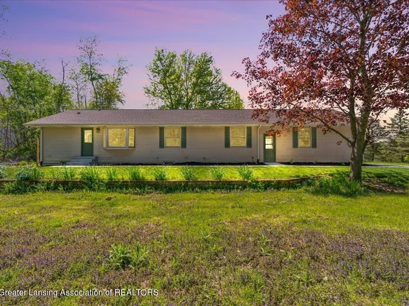 15880 S Airport Rd, Lansing, MI 48906