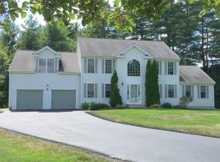 10 Wanda Ln, Nashua, NH 03062