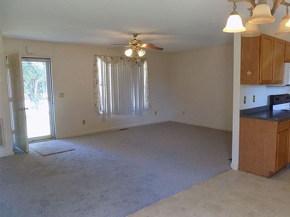 3rd image of 445 Andrea Dr
