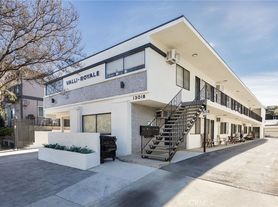 13018 Valleyheart Dr