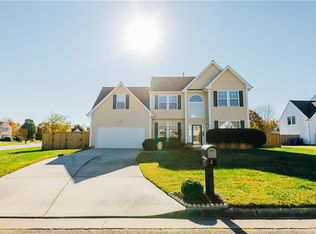 105 Quail Run Ct, Suffolk, VA 23434