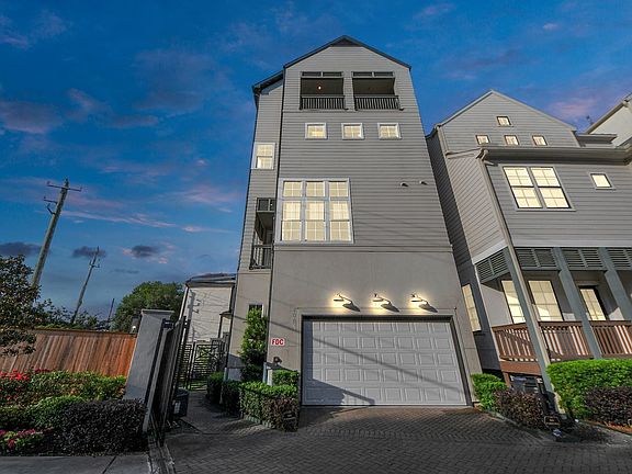 2nd image of 4005 Woodshire Village Ests