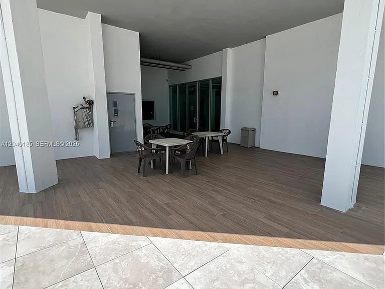 7135 Collins Ave #1523 — Photo 37