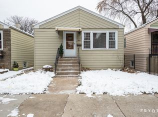 3015 N Haussen Ct, Chicago, IL 60618