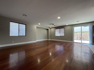 9704 Waukegan Ave, Las Vegas, NV 89148