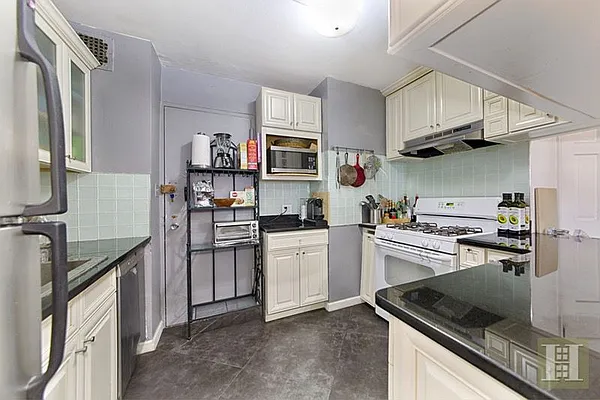 Sold by Halstead Real Estate | media 2