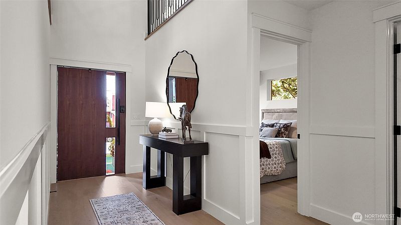 3rd image of 3209 NE 94th Street