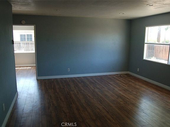 5th image of 251 E Ramona Dr