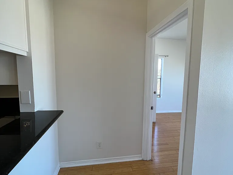 1506 10th St #316 — Photo 25