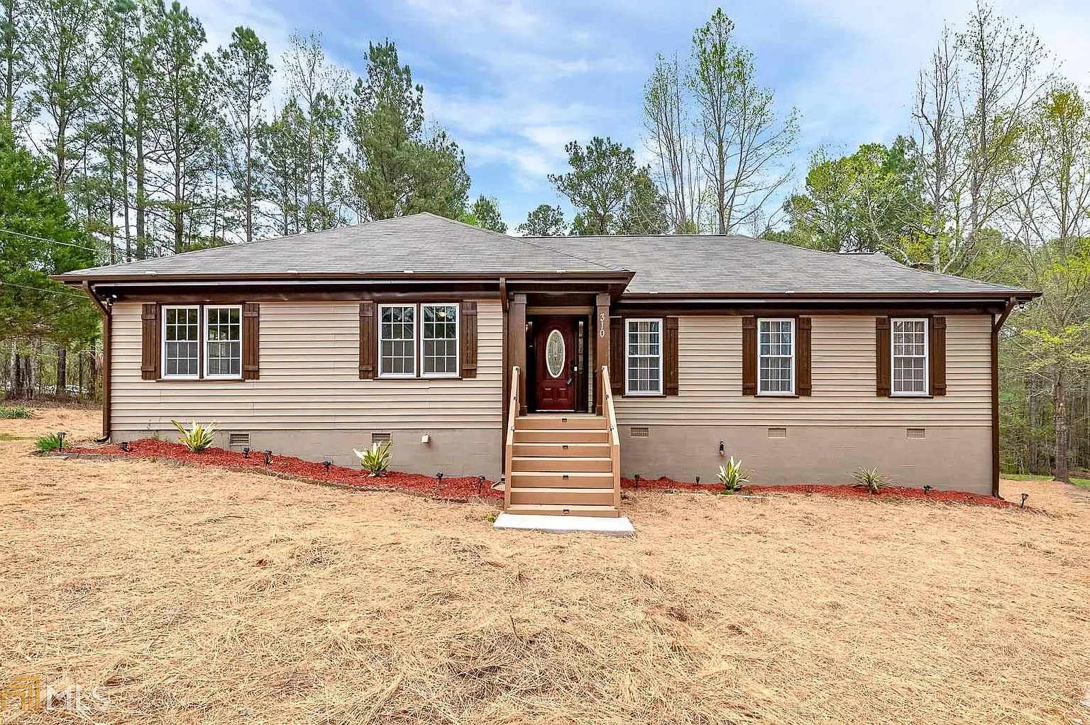 310 Oak Hill Cir photo 1