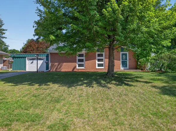 5486 Sherwood Dr, Jackson, MI 49201
