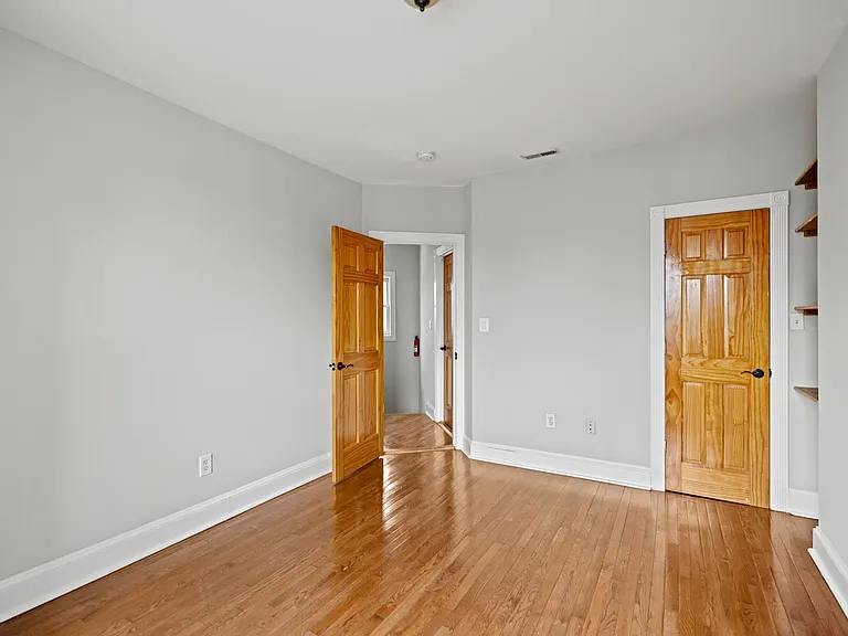 547 Florida Ave NW #7 — Photo 20