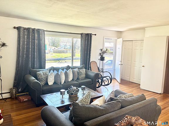 3rd image of 40 Rentschler Street