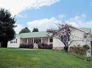 570 Worthington Cem Rd, Pikeville, TN 37367