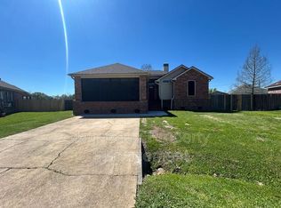 416 Rue Canard, Youngsville, LA 70592