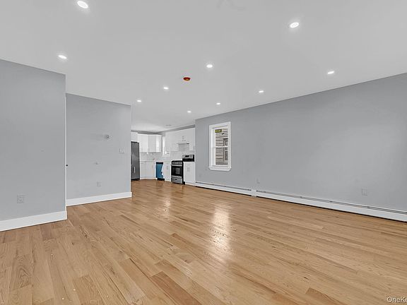 3rd image of 17240 125th Avenue