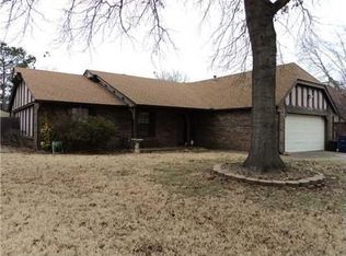 2908 S 100th St, Fort Smith, AR 72903