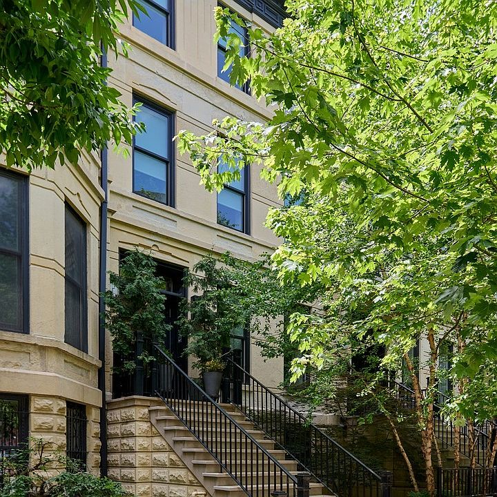 1st image of 353 W Belden Ave