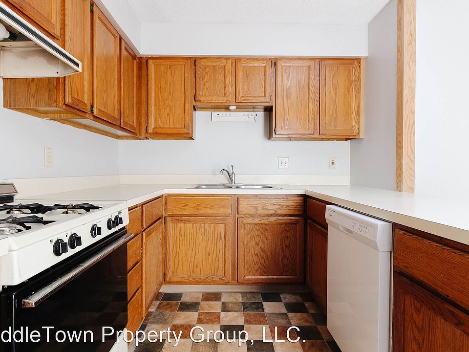 1st image of 1713 W University Ave