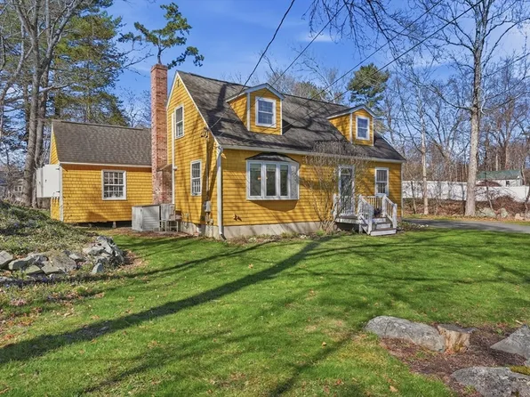 68 Pearson Dr, Newbury, MA 01922