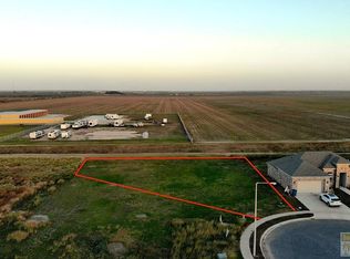 140 Heron Dr, Los Fresnos, TX 78566